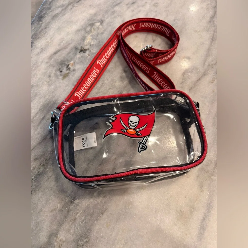 Go Buccs! Foco nfl clear crossbody bag Tampa Bay Buccaneers. - Picture 2 of 4